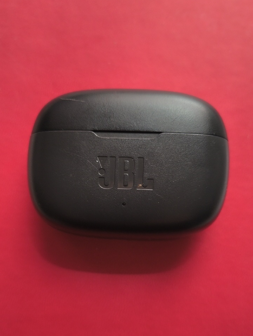 JBL Earbuds With Charging Case Used